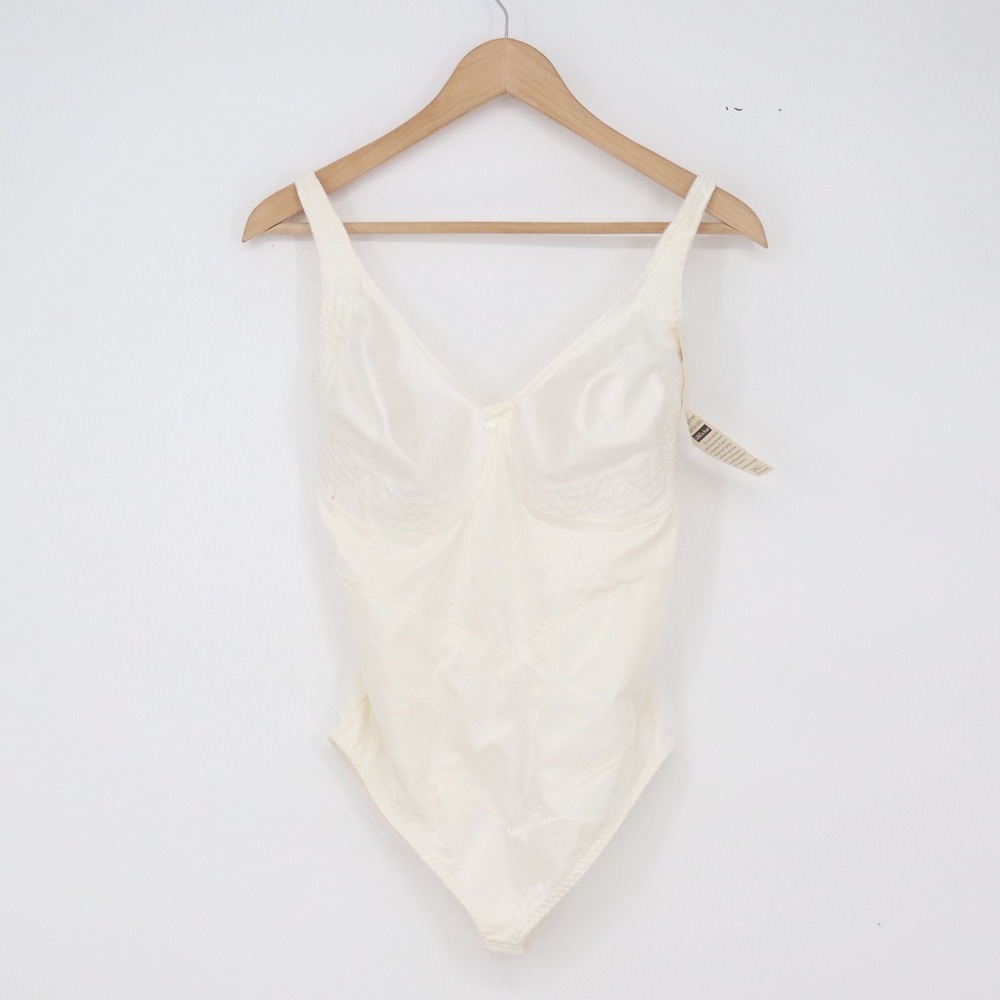Lovable Bodysuit Womens 42D Magic Ring 3839D Ivory Wire-Free Shapewear NWT NWOT